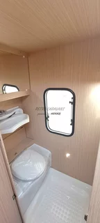 N126NTL Niewiadow Händlerberg Retro-Caravans Bad