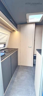 Retro-Caravans N126NT Küche Herd und Spüle WC Retro-Caravans