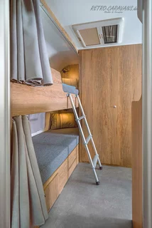 Niewiadow Lazur 4 Wohnwagen Stockbetten mit Leiter