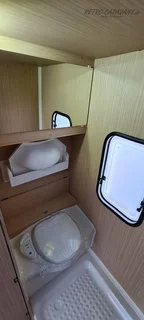 Niewiadow N126NT Nasszelle mit WC und Waschbecken Retro-Caravans