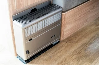 Thruma Heizung im N126D bei Retro-Caravans