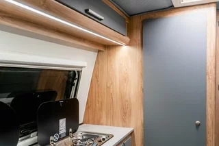 RETRO-CARAVANs Hönig LED Beleuchtung im N126NT Model